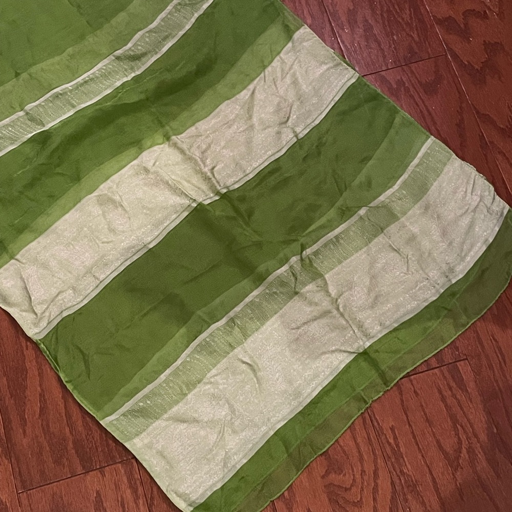 100% Silk Scarf - Picture 9 of 9